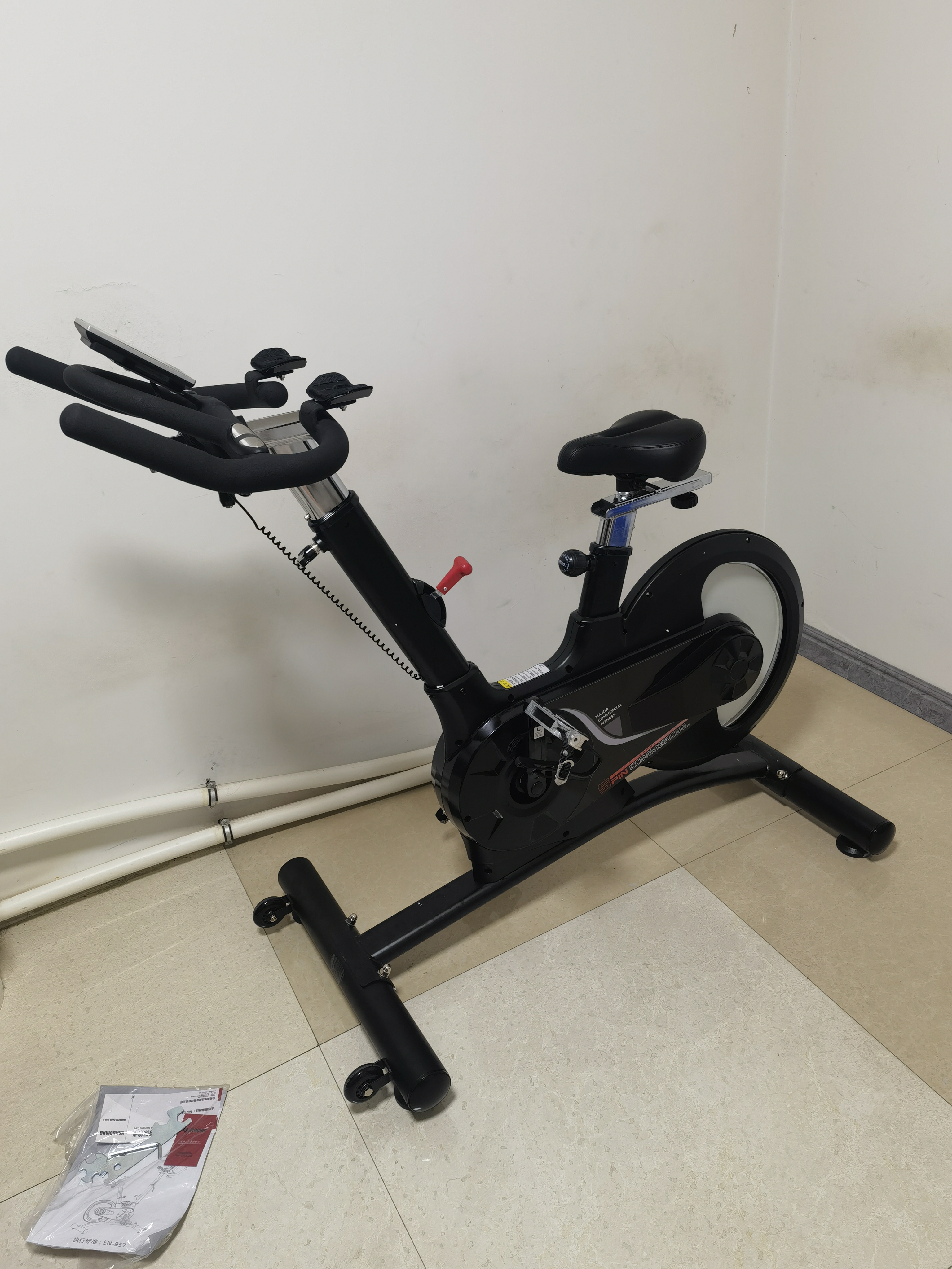 公寓健身器材動(dòng)感單車